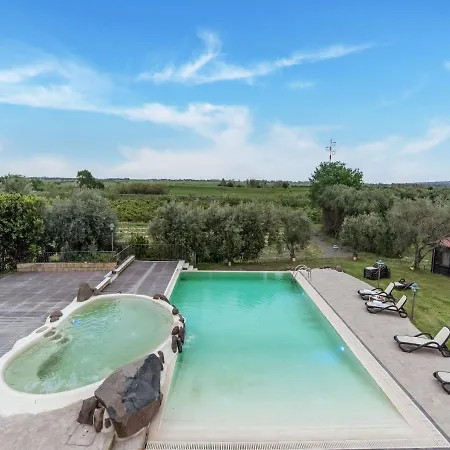 Near Mount Etna Views * Карлентини