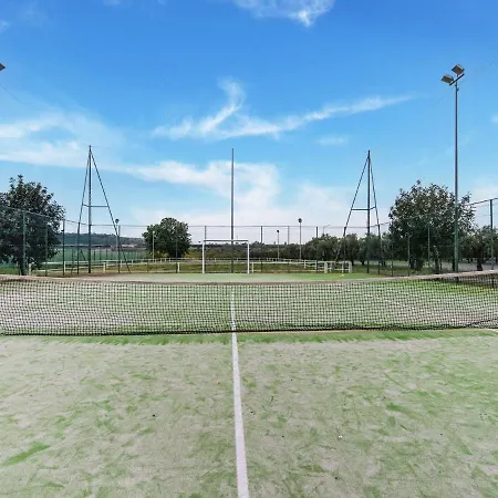 Near Mount Etna Views Дом отдыха Карлентини